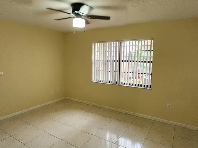 14313 SW 45th Ter # 14313, Miami FL 33175