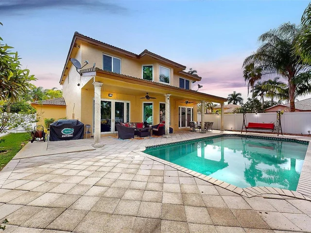 3492 SW 177th Ave, Miramar FL 33029