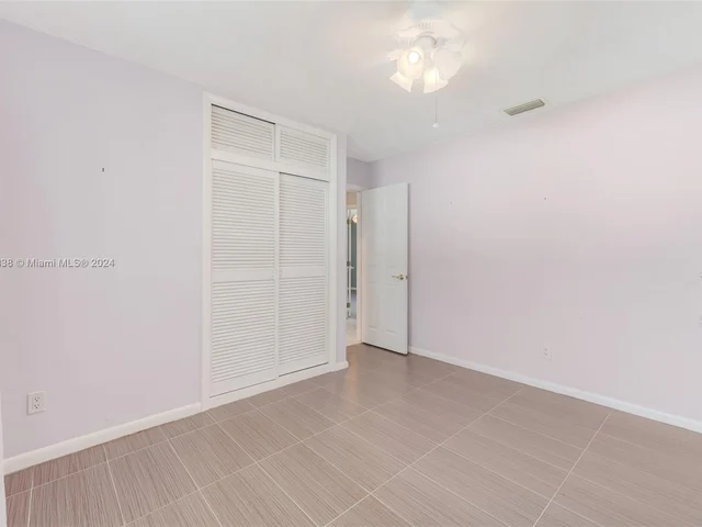 8741 NW 17th Ct, Pembroke Pines FL 33024