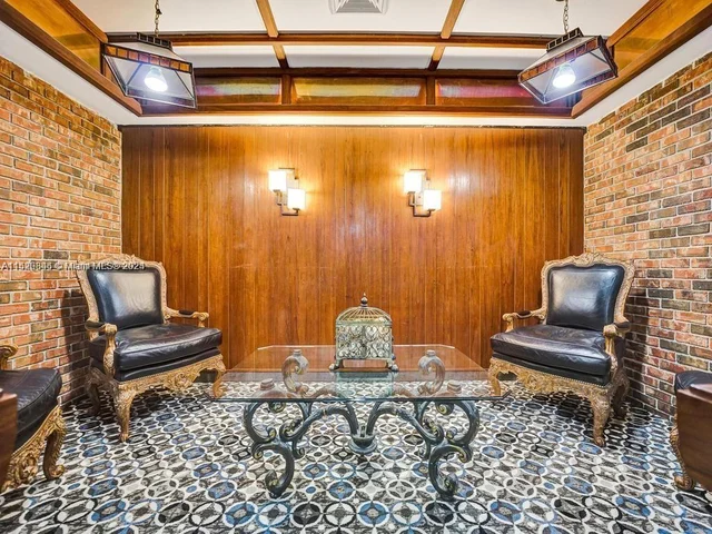 2751 S Ocean Dr # 307N, Hollywood FL 33019