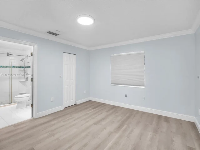 8300 NW 201st St, Hialeah FL 33015