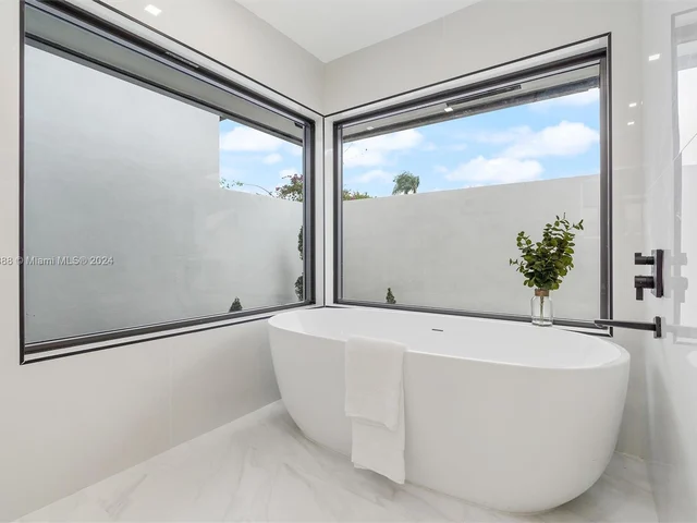 16675 Sweet Bay Dr, Delray Beach FL 33445