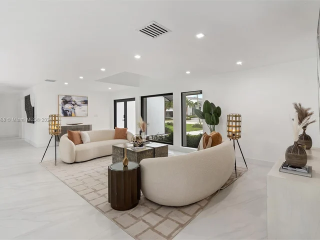 16675 Sweet Bay Dr, Delray Beach FL 33445