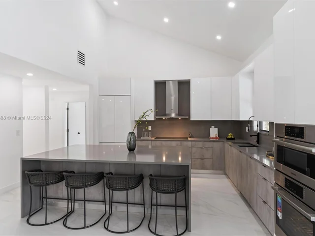 16675 Sweet Bay Dr, Delray Beach FL 33445