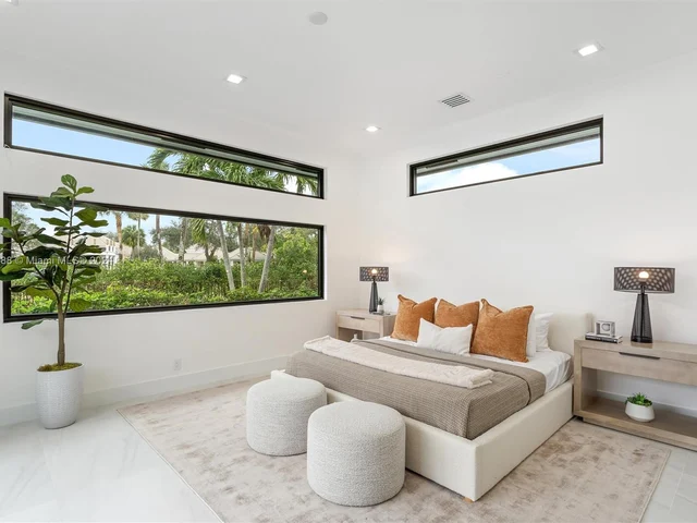 16675 Sweet Bay Dr, Delray Beach FL 33445