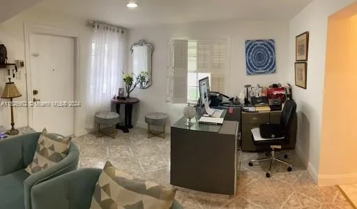 1260 NE 135th St, North Miami FL 33161