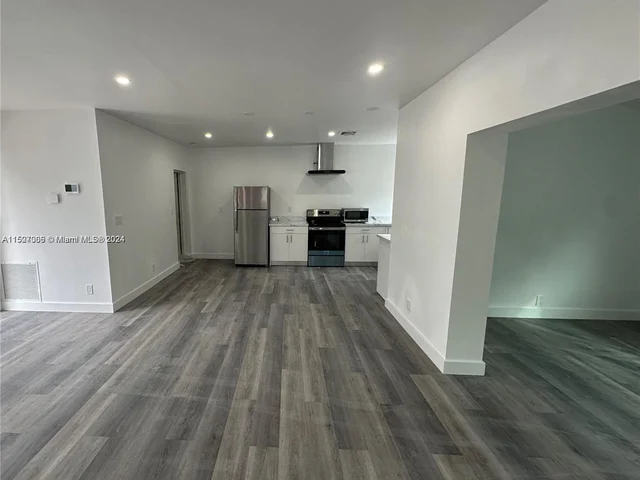 1904 SE 1st Ave, Fort Lauderdale FL 33316