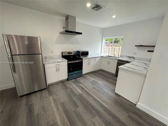 1904 SE 1st Ave, Fort Lauderdale FL 33316