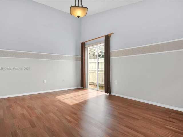 6401 SW 115th Ave, Miami FL 33173