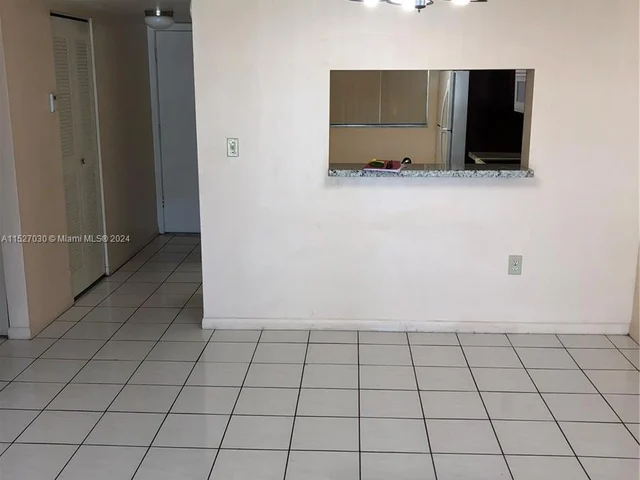 10975 SW 107th St # 202, Miami FL 33176