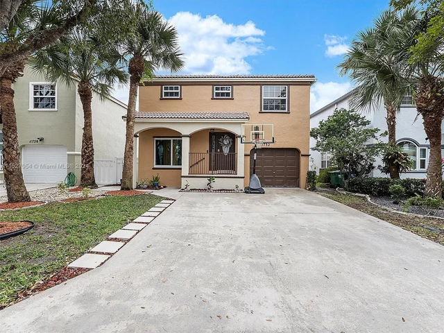 11732 SW 1st St, Coral Springs FL 33071