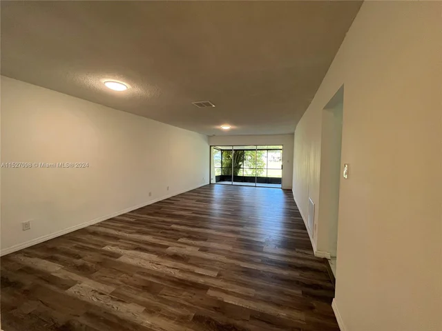 6520 NW 98th Ter # B26, Tamarac FL 33321