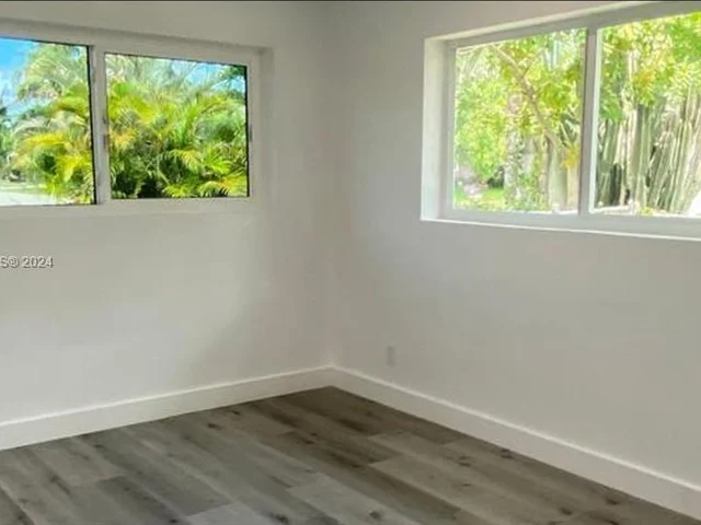 193 SW Vermont Avenue, Fort Lauderdale FL 33312