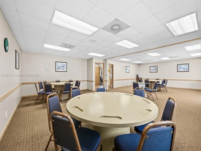 2849 S Carambola Cir S # 19120, Coconut Creek FL 33066