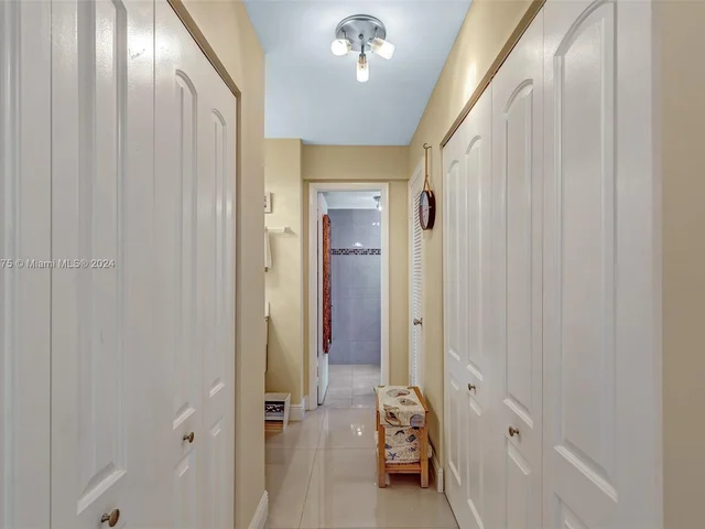 1400 S Ocean Dr # 1102, Hollywood FL 33019