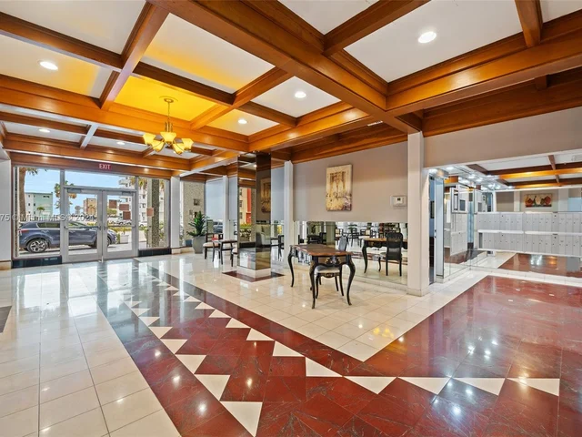 1400 S Ocean Dr # 1102, Hollywood FL 33019