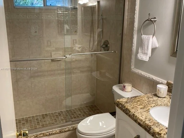 9801 NW 5th Ct, Plantation FL 33324