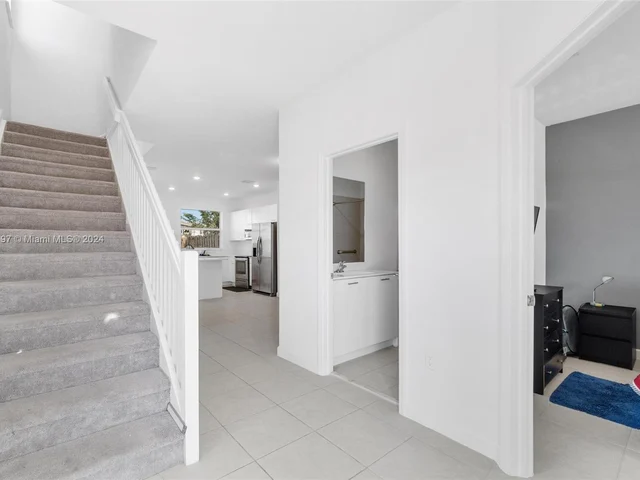 12130 NW 23rd Ct, Miami FL 33167