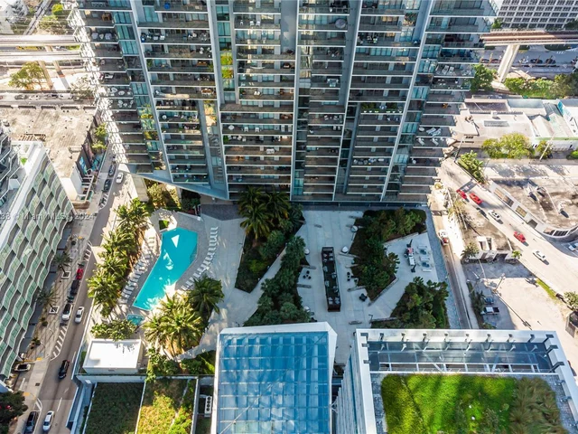 88 SW 7th ST # 2612, Miami FL 33130