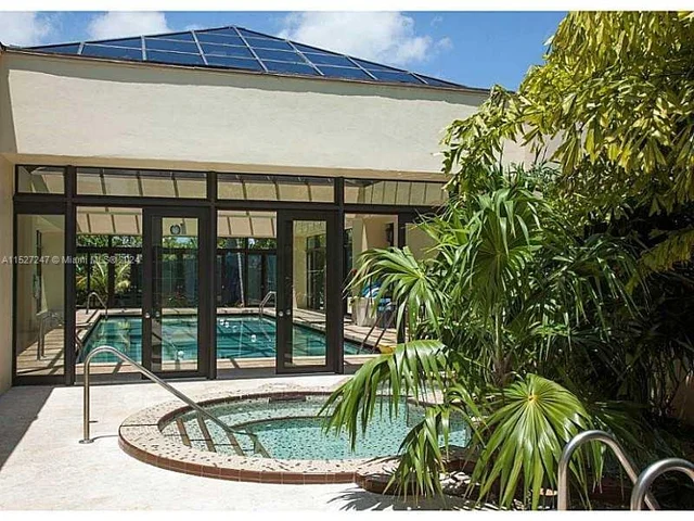 4000 Towerside Ter # 1109, Miami FL 33138