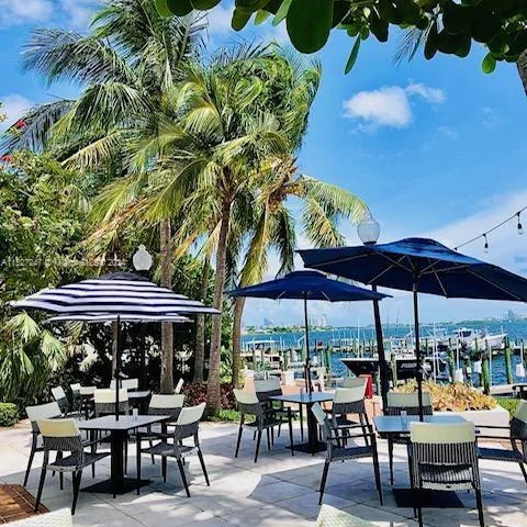 4000 Towerside Ter # 1109, Miami FL 33138