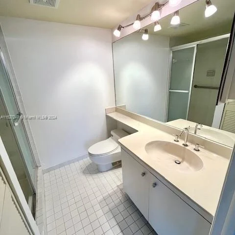 4000 Towerside Ter # 1109, Miami FL 33138