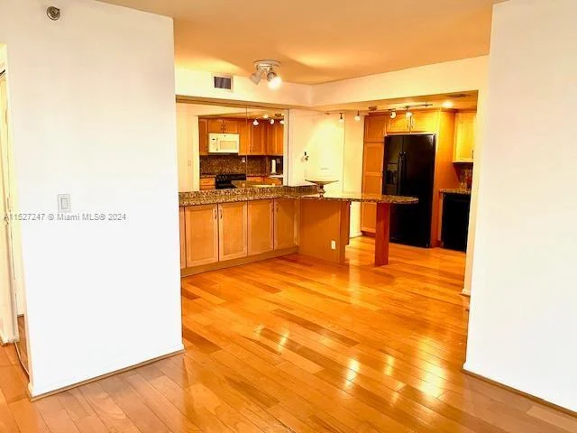 4000 Towerside Ter # 1109, Miami FL 33138