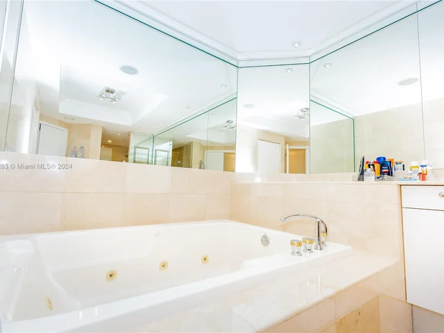 3801 NE 207th St, Aventura FL 33180