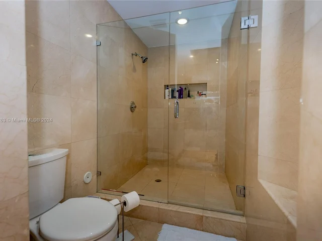 3801 NE 207th St, Aventura FL 33180