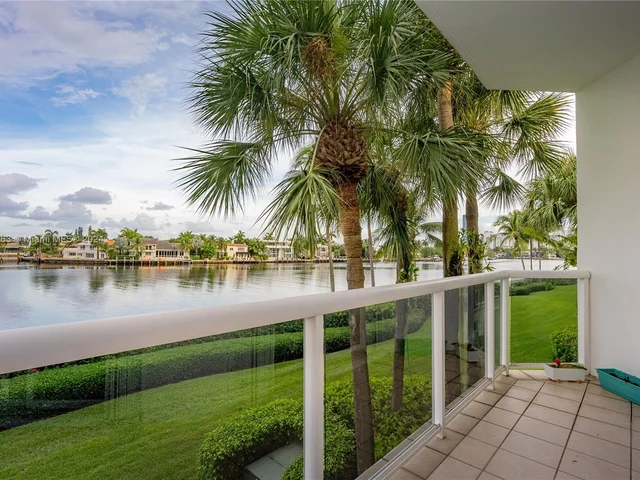 3801 NE 207th St, Aventura FL 33180