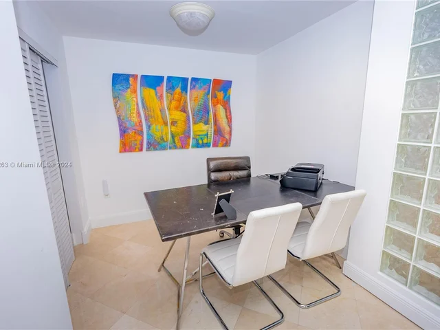 3801 NE 207th St, Aventura FL 33180