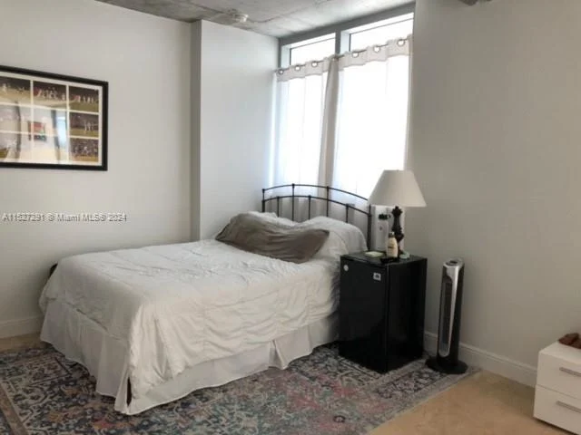 690 SW 1st Ct # 2025, Miami FL 33130