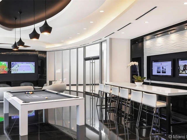 851 NE 1st Ave # 4603, Miami FL 33132