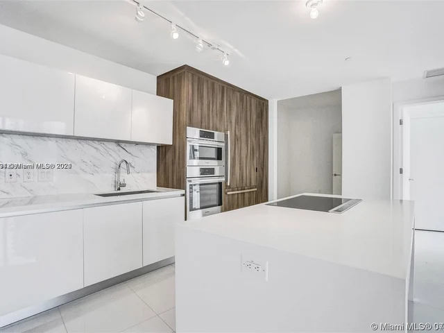 851 NE 1st Ave # 4603, Miami FL 33132