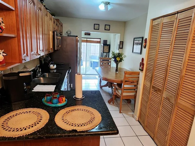 1650 W 57th Ter, Hialeah FL 33012