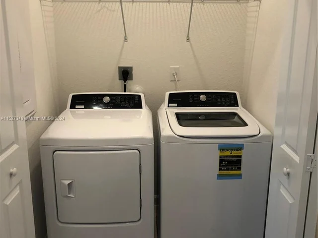 2605 SE 13th Ct # 2605, Homestead FL 33035