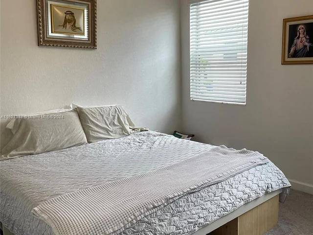 2605 SE 13th Ct # 2605, Homestead FL 33035