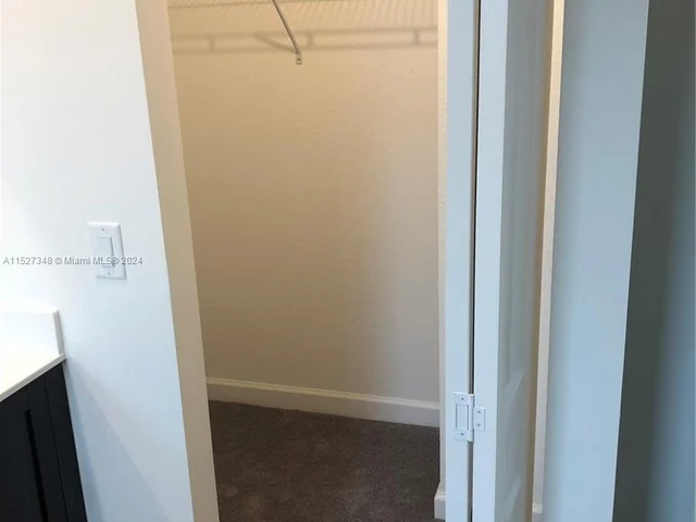 2605 SE 13th Ct # 2605, Homestead FL 33035