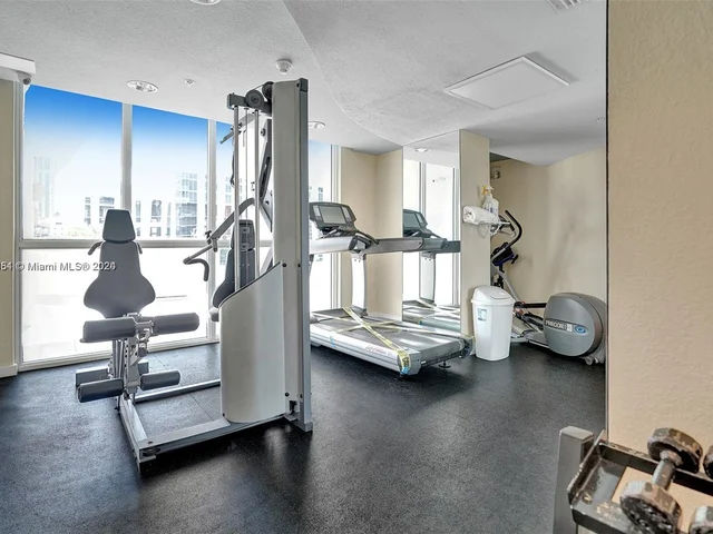 500 NE 29th St # 902, Miami FL 33137