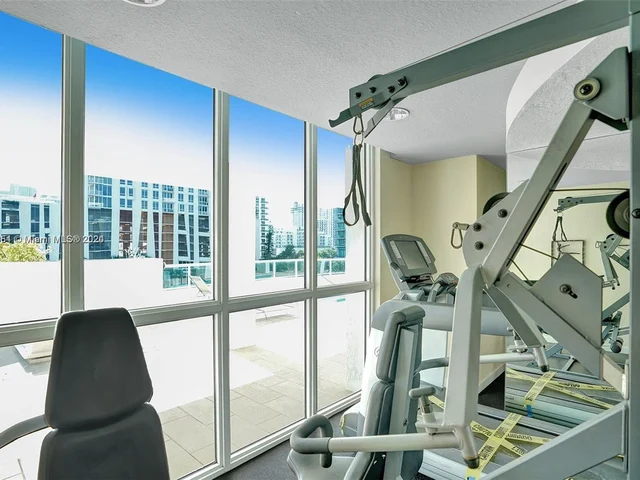 500 NE 29th St # 902, Miami FL 33137