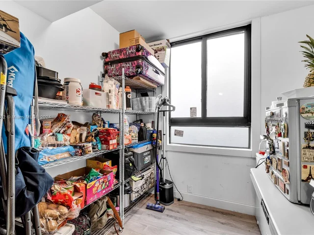 121 Crandon Blvd # 256, Key Biscayne FL 33149