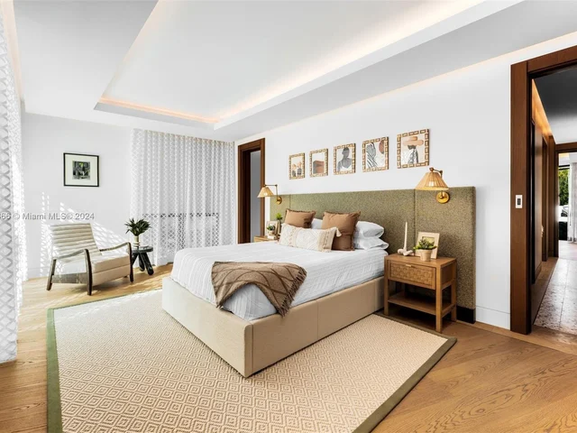 2000 N Bay Rd, Miami Beach FL 33140