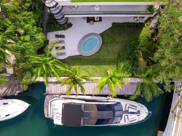 2000 N Bay Rd, Miami Beach FL 33140