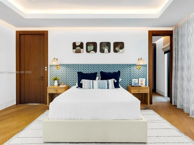 2000 N Bay Rd, Miami Beach FL 33140