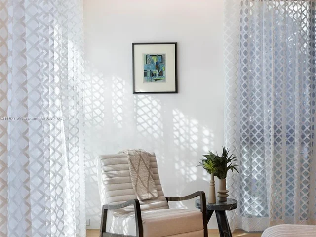 2000 N Bay Rd, Miami Beach FL 33140