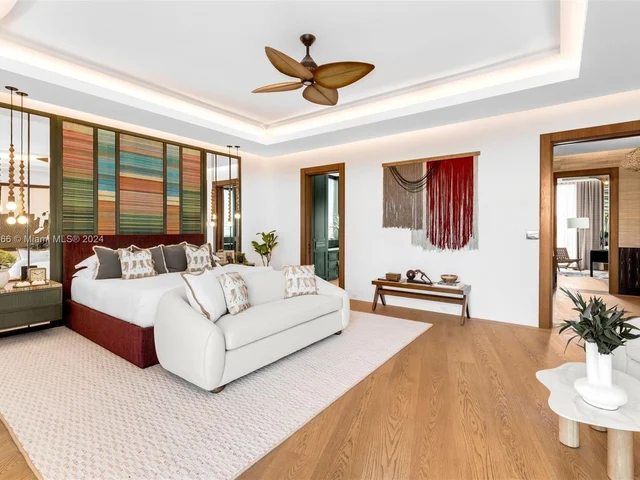 2000 N Bay Rd, Miami Beach FL 33140