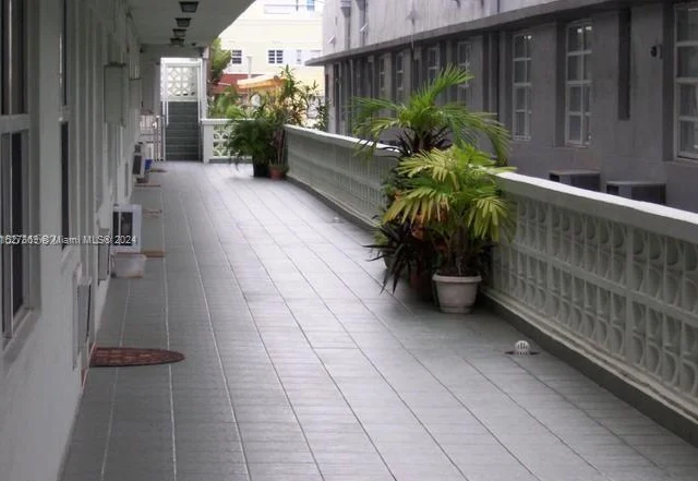524 Washington Ave # 310, Miami Beach FL 33139