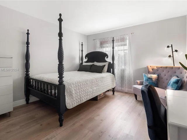 2970 NE 16th Ave # 209, Oakland Park FL 33334