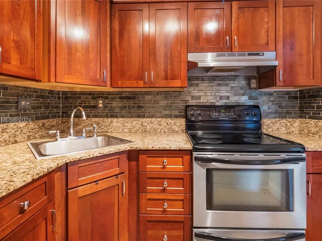 2970 NE 16th Ave # 209, Oakland Park FL 33334