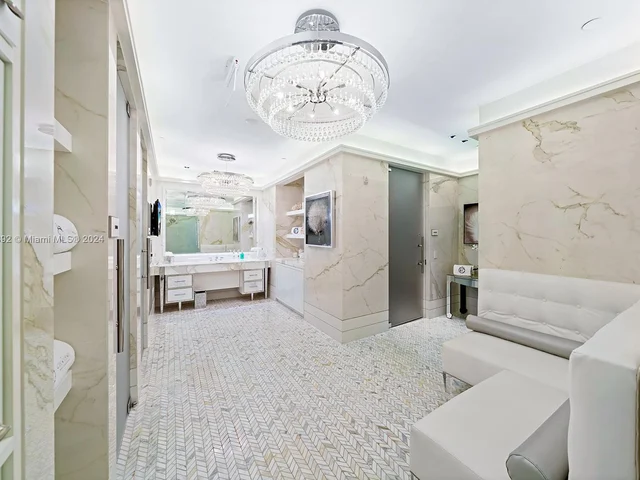 17475 Collins Ave # 903, Sunny Isles Beach FL 33160